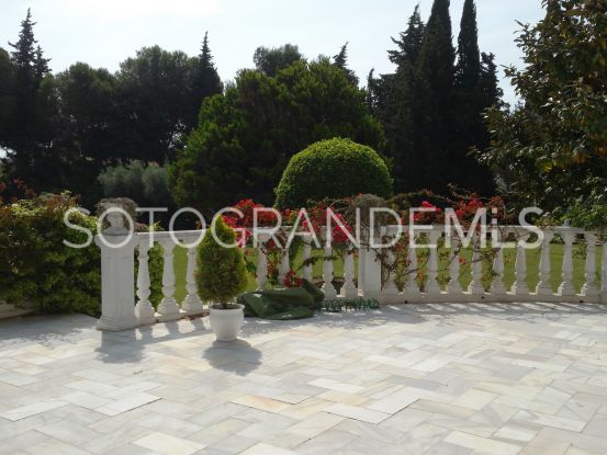 Zona D 5 bedrooms villa for sale | Sotogrande Properties by Goli