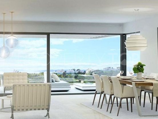 4 bedrooms penthouse for sale in Estepona | Strand Properties