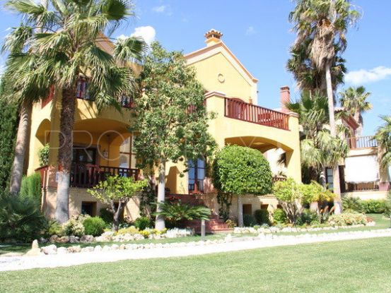 Comprar villa en La Capellania con 5 dormitorios | Strand Properties