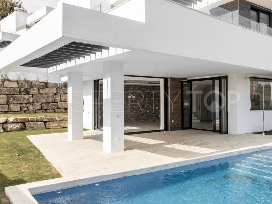 3 bedrooms villa in New Golden Mile | Strand Properties