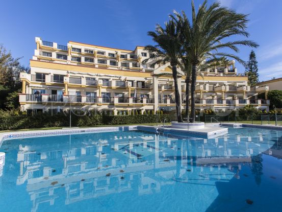 Ground floor apartment in Elviria Playa | Strand Properties