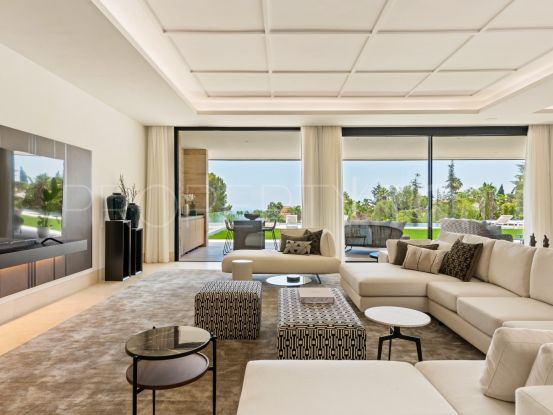 Villa with 9 bedrooms for sale in Cascada de Camojan, Marbella Golden Mile | Strand Properties