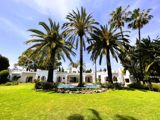 Villa for sale in El Paraiso | Roccabox