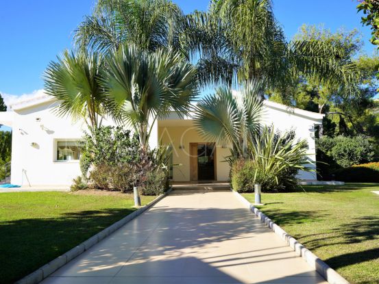 Villa en venta en La Heredia, Benahavis | Roccabox