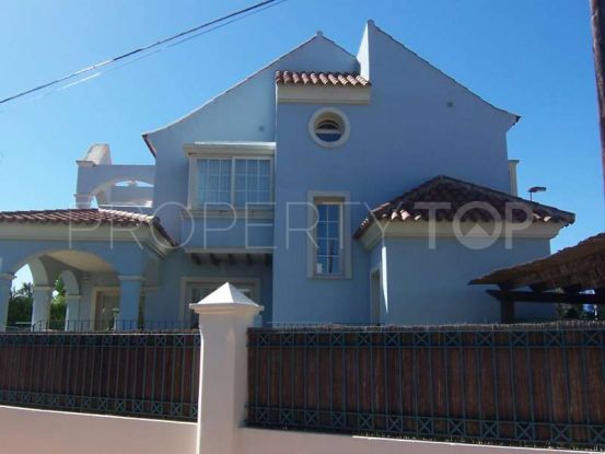 Villa a la venta con 6 dormitorios en Marbella - Puerto Banus | Roccabox