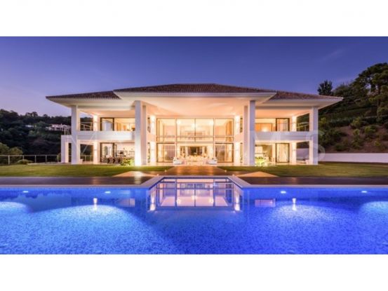 Villa con 8 dormitorios a la venta en La Zagaleta, Benahavis | Roccabox