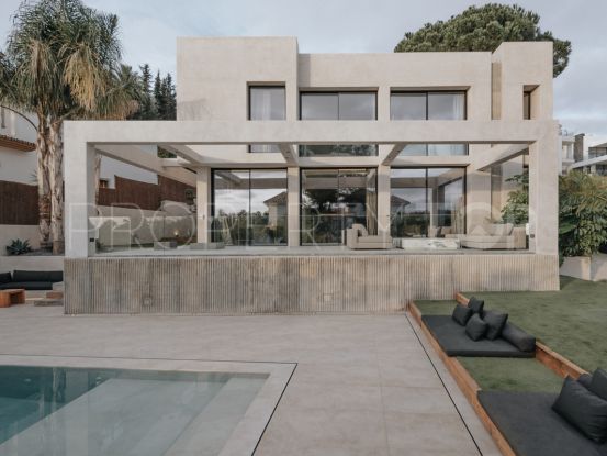 Villa en venta en Nueva Andalucia, Marbella | Mitchell’s Prestige Properties