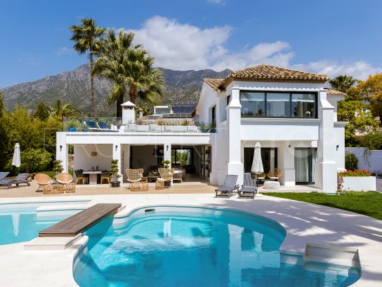 Buy Nagüeles villa with 5 bedrooms | Mitchell’s Prestige Properties