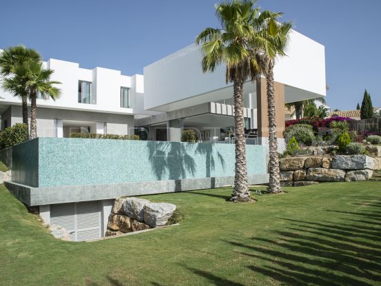 Villa con 5 dormitorios en venta en Los Flamingos Golf, Benahavis | Norma Franck Homes