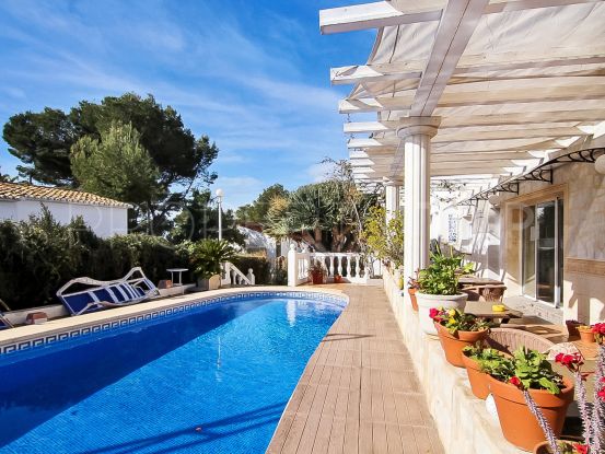 Fully renovated 17 bedrooms B&B close to Calpe beach