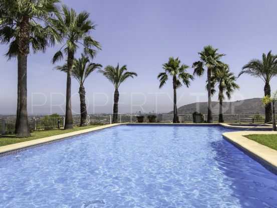 Luxury upmarket top floor apartment in the most prestigious and famous residence in La sella