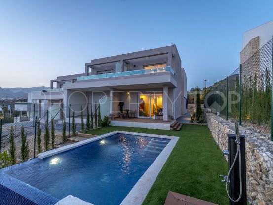 New construction – Attractive modern style semi-detached house in Finestrat with panoramic sea and mountain views