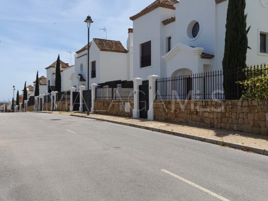 Villa pareada en venta de 4 dormitorios en Arroyo Vaquero, Estepona | S4les