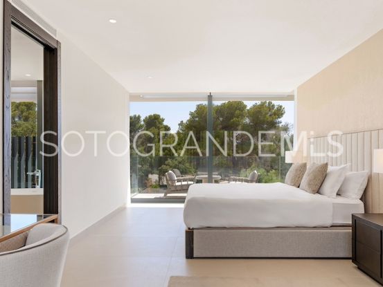 Sotogrande Costa, villa en venta de 7 dormitorios | Sotogrande Exclusive