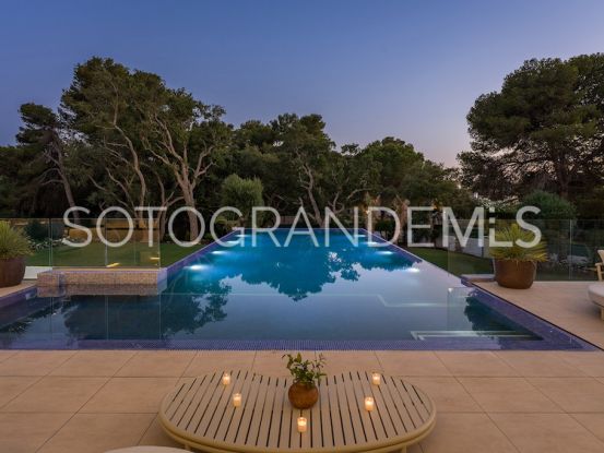 Sotogrande Costa, villa en venta de 7 dormitorios | Sotogrande Exclusive