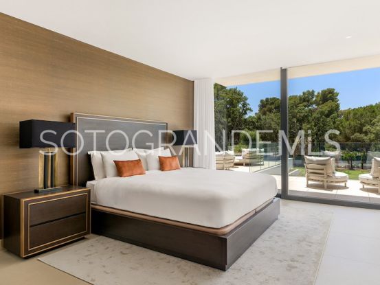 Sotogrande Costa, villa en venta de 7 dormitorios | Sotogrande Exclusive