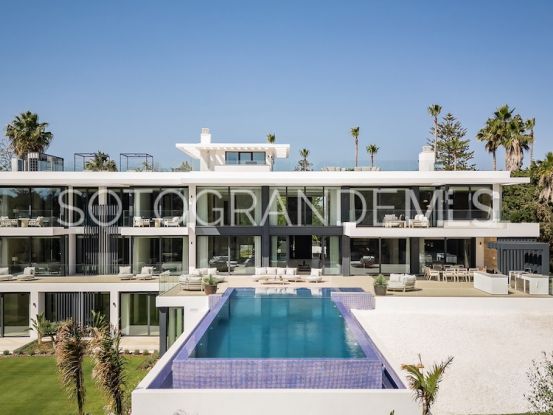 Sotogrande Costa, villa en venta de 7 dormitorios | Sotogrande Exclusive