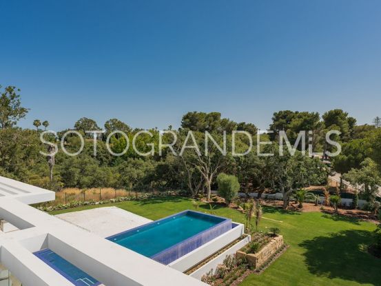 Sotogrande Costa, villa en venta de 7 dormitorios | Sotogrande Exclusive