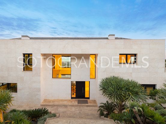 Villa a la venta con 6 dormitorios en La Reserva, Sotogrande | Sotogrande Exclusive