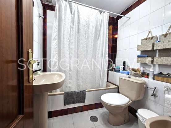 For sale town house in Torreguadiaro with 4 bedrooms | Sotogrande Exclusive