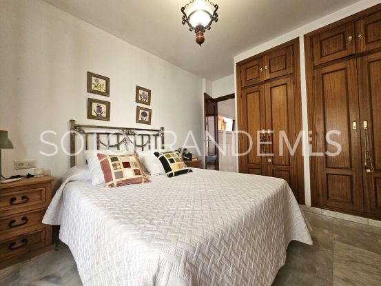 For sale town house in Torreguadiaro with 4 bedrooms | Sotogrande Exclusive