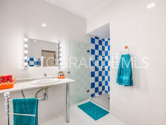 Villa con 6 dormitorios en Zona F, Sotogrande Alto | Sotogrande Exclusive