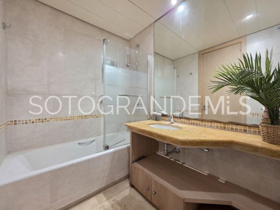 Apartamento en venta en Ribera del Marlin con 2 dormitorios | Sotogrande Exclusive