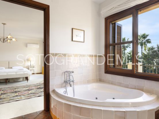 Se vende villa en Sotogrande Alto con 6 dormitorios | Sotogrande Exclusive