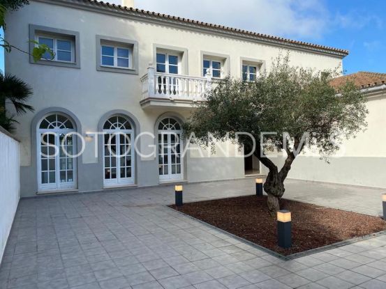 For sale villa with 4 bedrooms in Sotogrande Alto | Sotogrande Exclusive