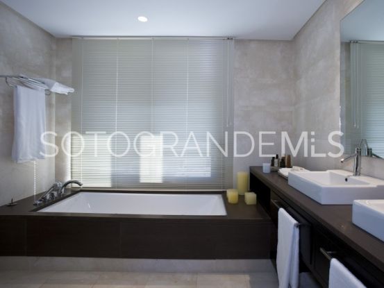 Apartamento a la venta en Los Altos de Valderrama | Sotogrande Exclusive