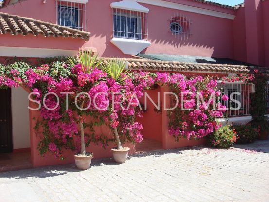 Villa en venta en Sotogrande Costa | Sotogrande Exclusive