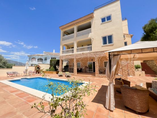 For sale villa with 4 bedrooms in Cerros del Aguila | Selection Med