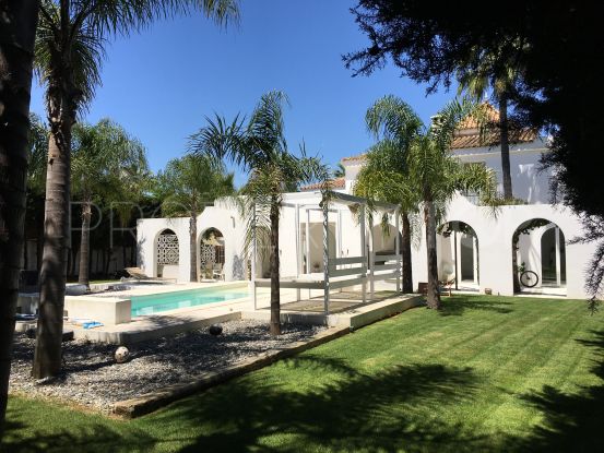 Villa in Zona B with 5 bedrooms | Selection Med