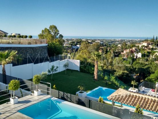 Villa with 4 bedrooms for sale in El Herrojo, Benahavis | Marbella Living