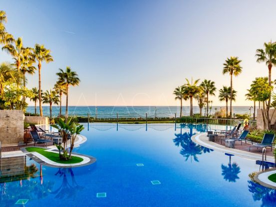 Apartment for sale in Mar Azul, Estepona | Marbella Living
