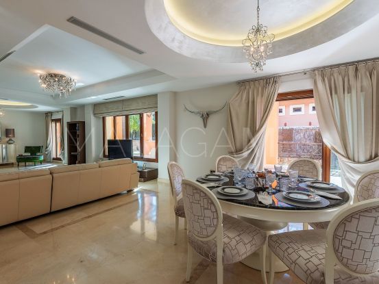 Villa con 6 dormitorios a la venta en La Reserva de los Monteros, Marbella Este | Marbella Living