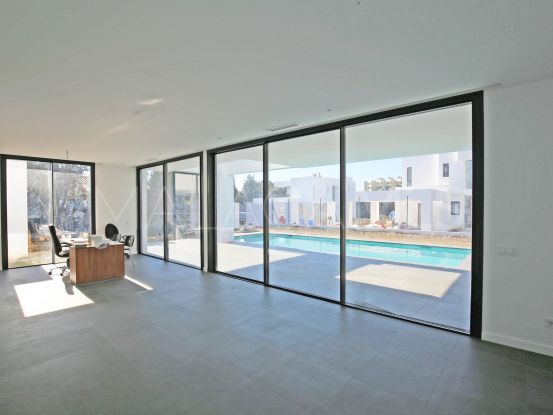 Buy Atalaya villa | Marbella Living