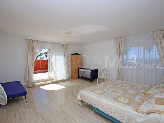 Se vende villa en Don Pedro de 6 dormitorios | Marbella Living