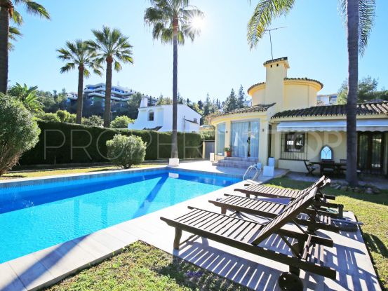 Villa for sale in Nueva Andalucia | Marbella Living