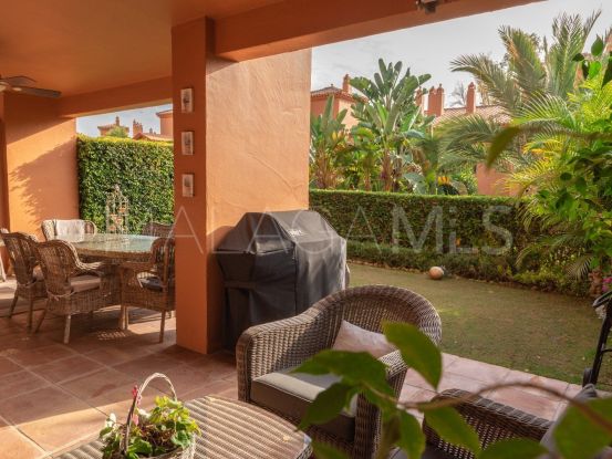 Apartamento de 3 dormitorios en Benatalaya, Estepona | Marbella Living