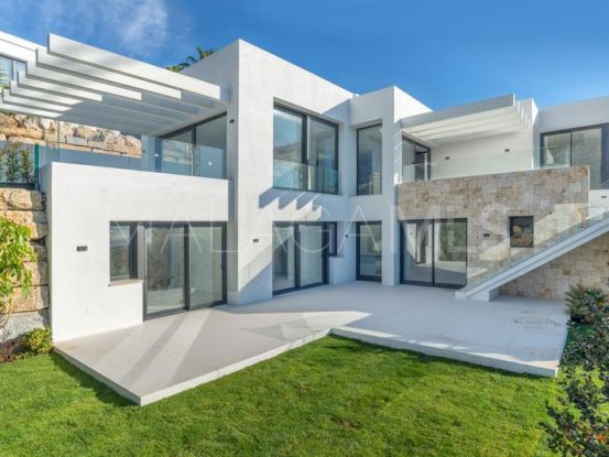 Villa a la venta con 4 dormitorios en Mirador del Paraiso, Benahavis | Marbella Living