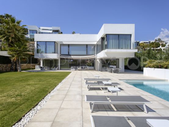 For sale villa in La Alqueria, Benahavis | Marbella Living