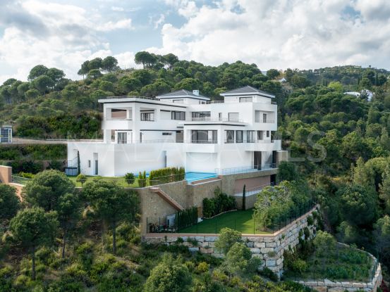Villa for sale in La Reserva de Alcuzcuz with 12 bedrooms | Marbella Living