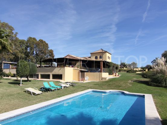 Villa for sale in El Padron | Marbella Living