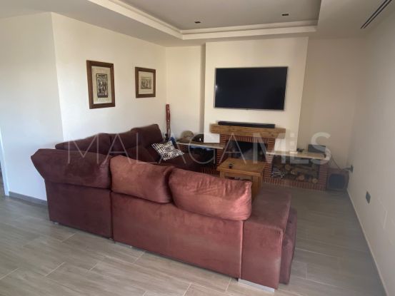 Villa con 3 dormitorios a la venta en Don Pedro, Estepona | Marbella Living