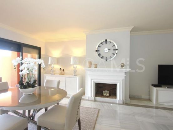 Se vende apartamento con 3 dormitorios en Monte Halcones, Benahavis | Marbella Living