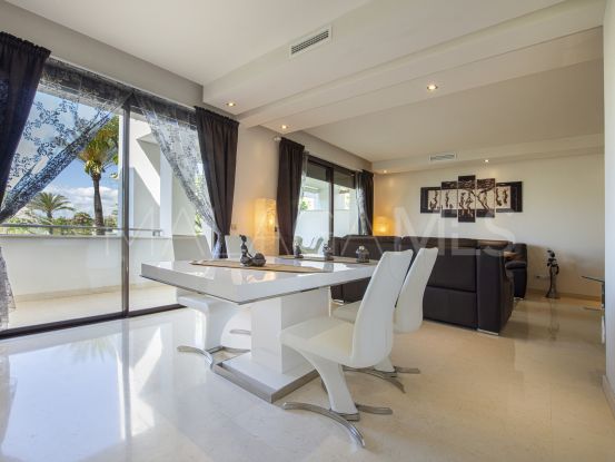 Apartment for sale in Mirador del Paraiso, Benahavis | Marbella Living