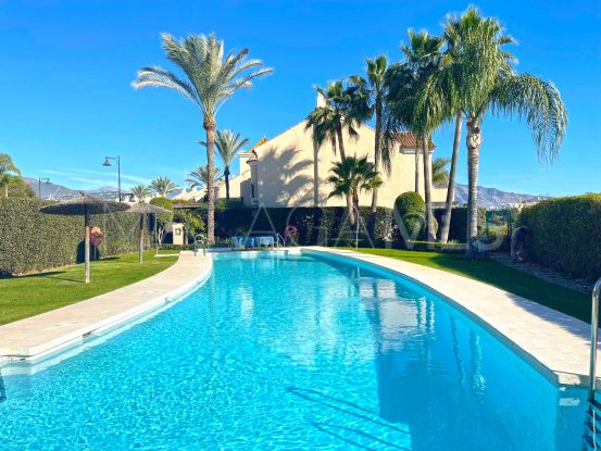 Buy town house in El Paraiso | Marbella Living