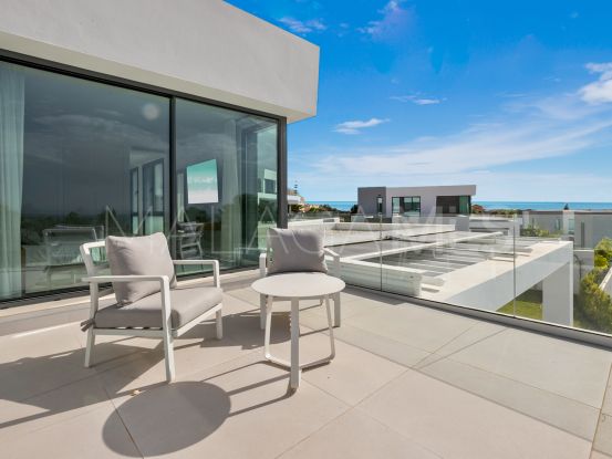 Comprar villa de 6 dormitorios en Calahonda, Mijas Costa | Marbella Living