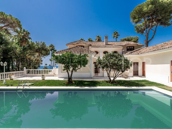 Villa for sale in La Carolina with 5 bedrooms | Husky Properties